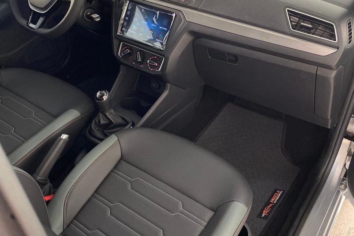 WhatsApp Image 2025-11-11 at 08.49.09 (1)