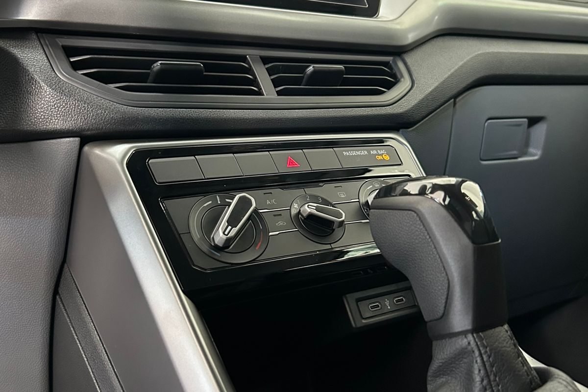 WhatsApp Image 2025-11-11 at 09.36.23 (2)