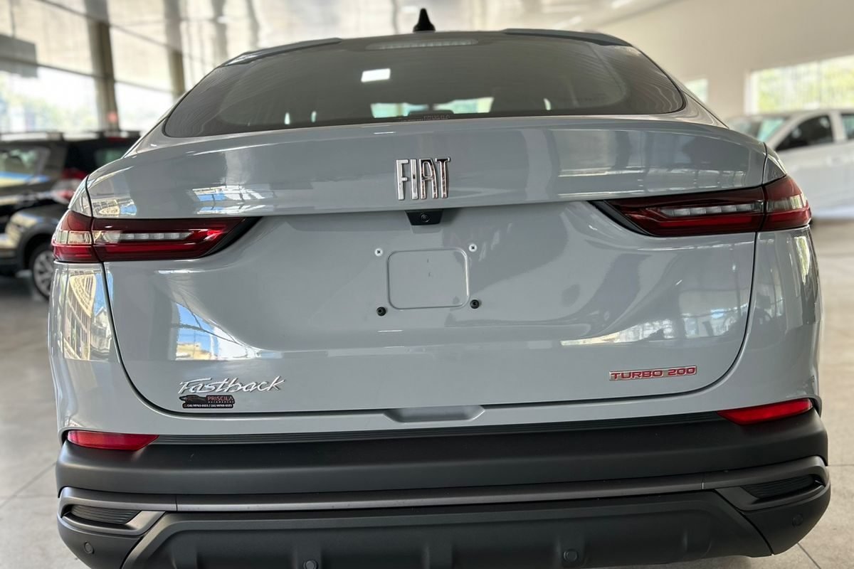 WhatsApp Image 2025-11-11 at 09.36.27 (2)