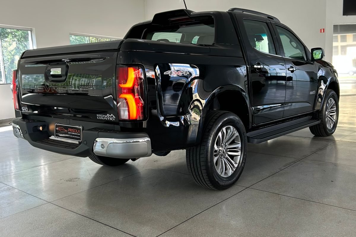 WhatsApp Image 2025-11-11 at 09.42.55