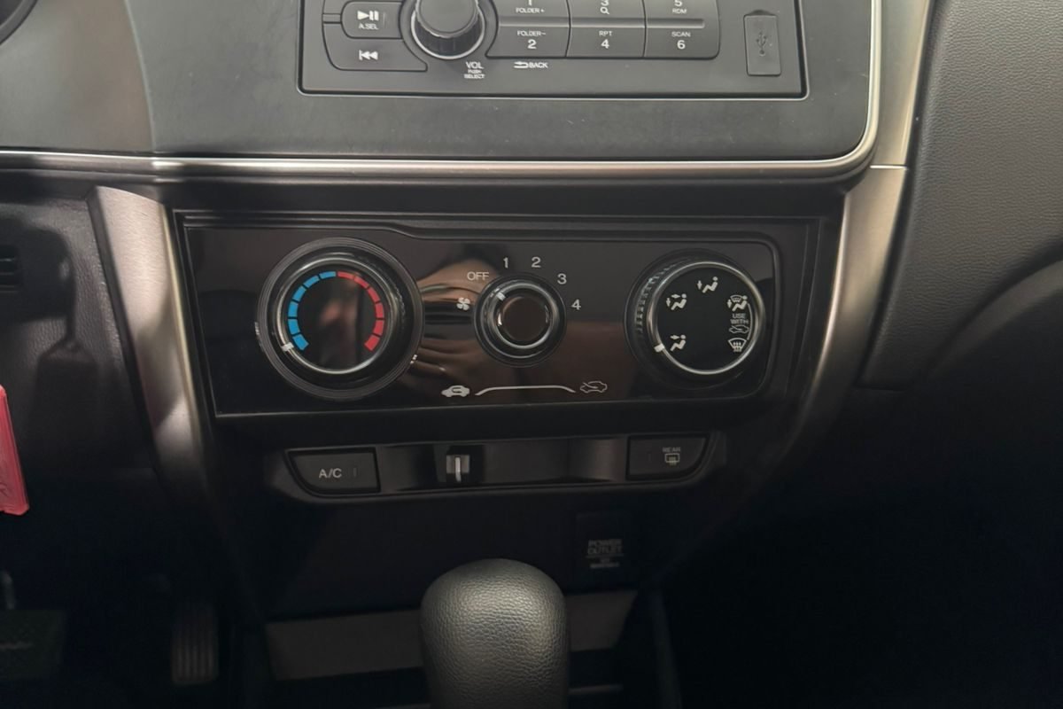 WhatsApp Image 2025-11-11 at 11.41.46 (1)