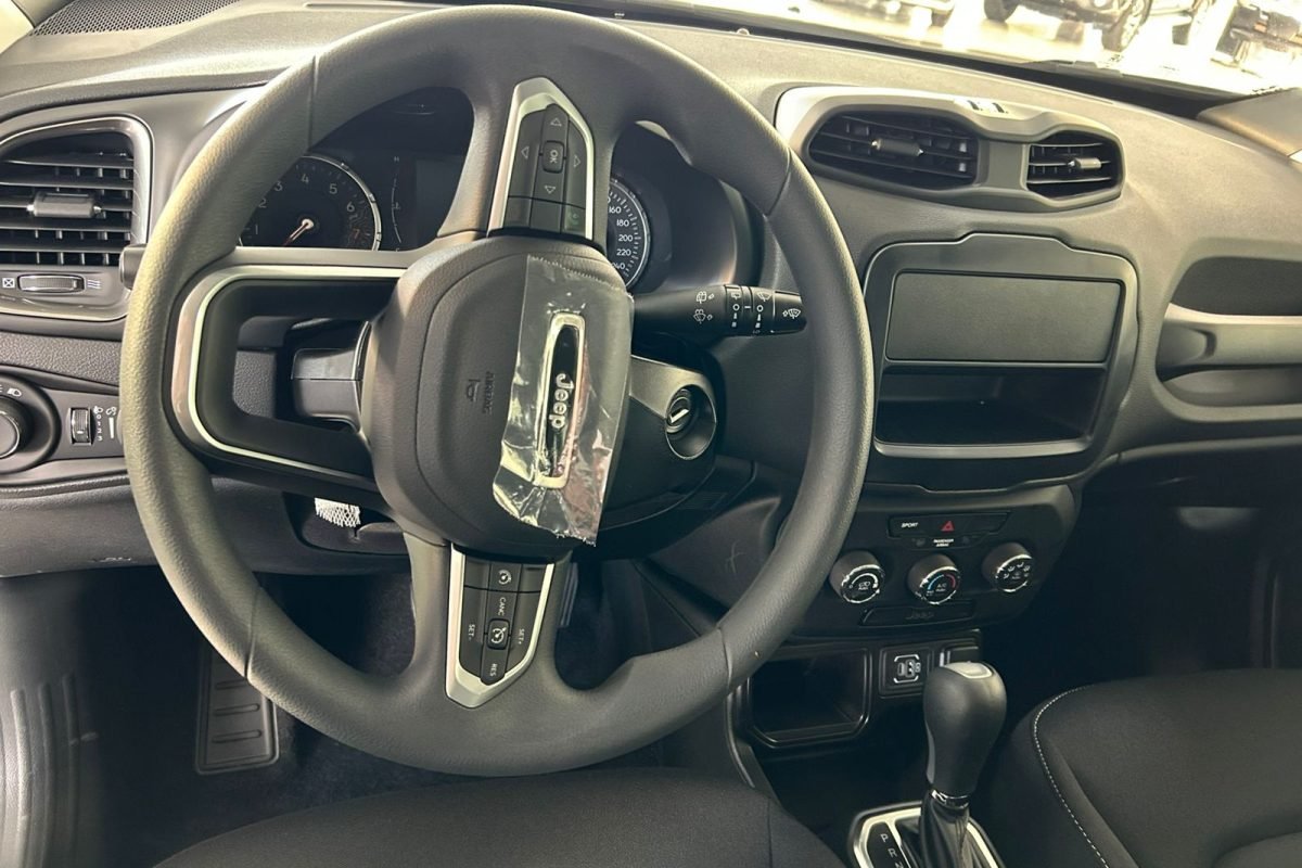 WhatsApp Image 2025-11-11 at 12.15.57 (2)