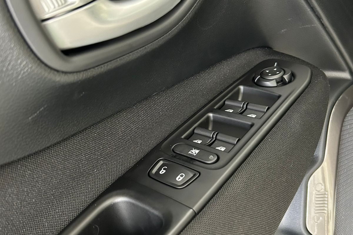 WhatsApp Image 2025-11-11 at 12.15.57 (4)