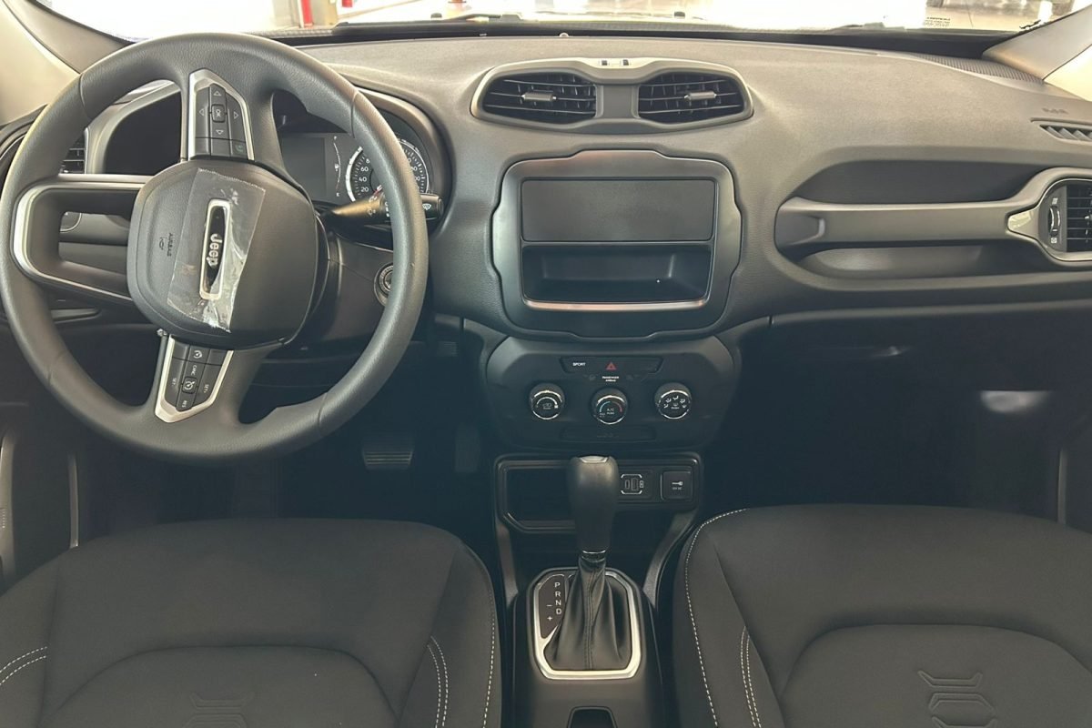 WhatsApp Image 2025-11-11 at 12.15.58 (1)