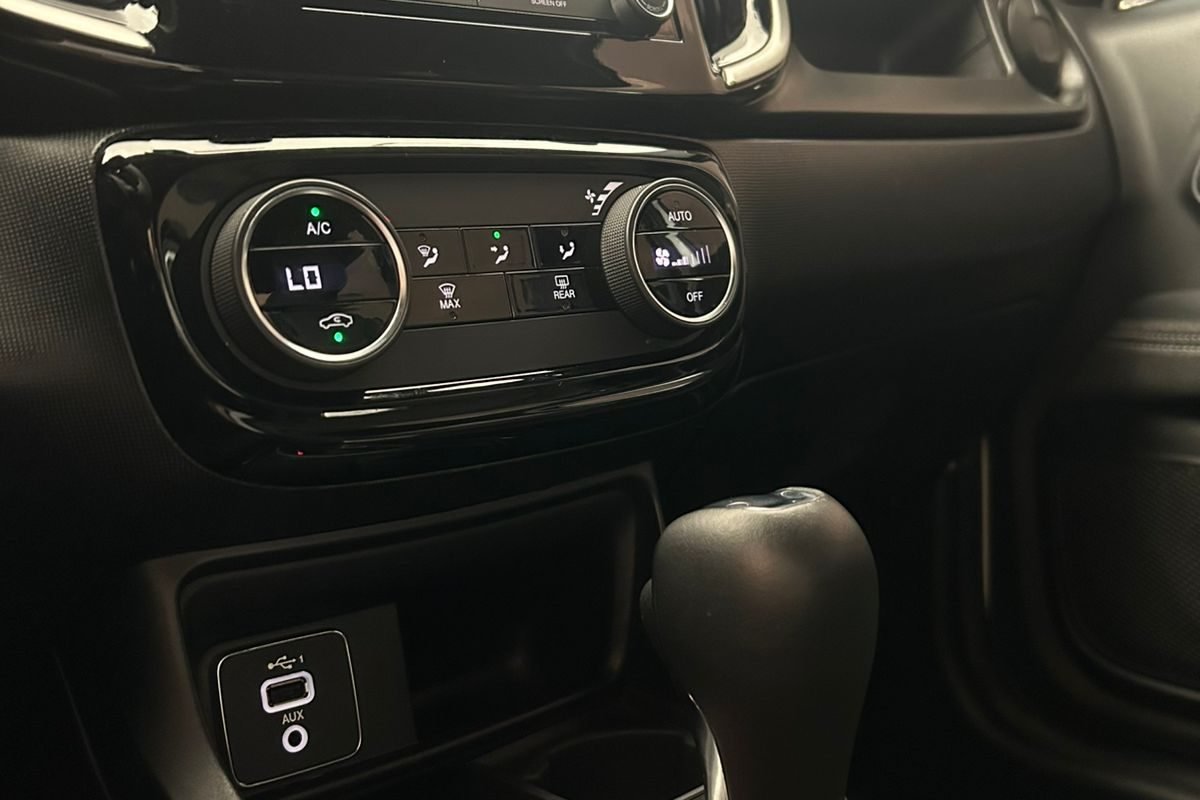 WhatsApp Image 2025-11-11 at 12.49.49 (3)