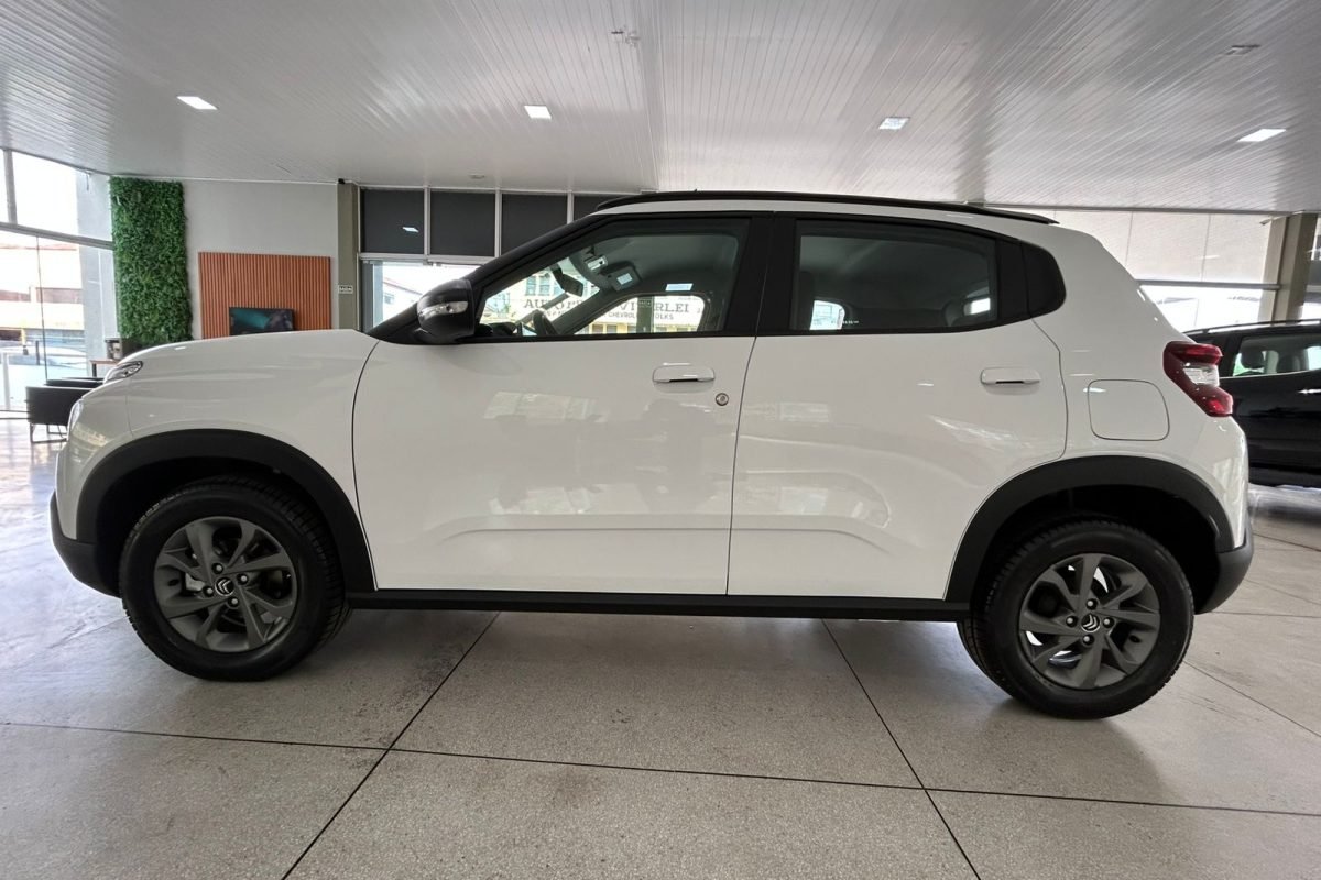 WhatsApp Image 2025-11-13 at 10.29.17 (2)