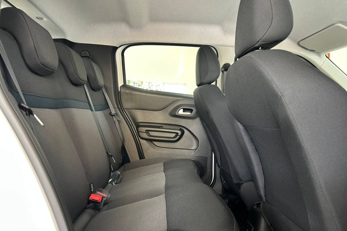 WhatsApp Image 2025-11-13 at 10.29.18 (2)