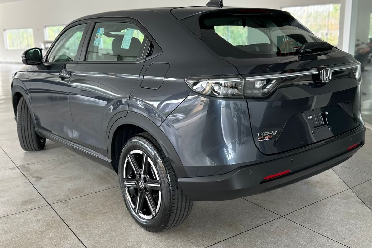 WhatsApp Image 2025-11-14 at 11.18.38