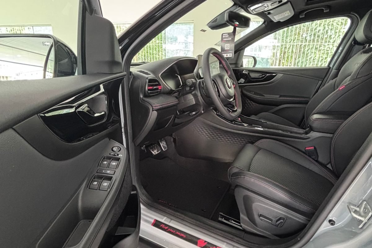 WhatsApp Image 2025-12-19 at 09.31.35 (1)